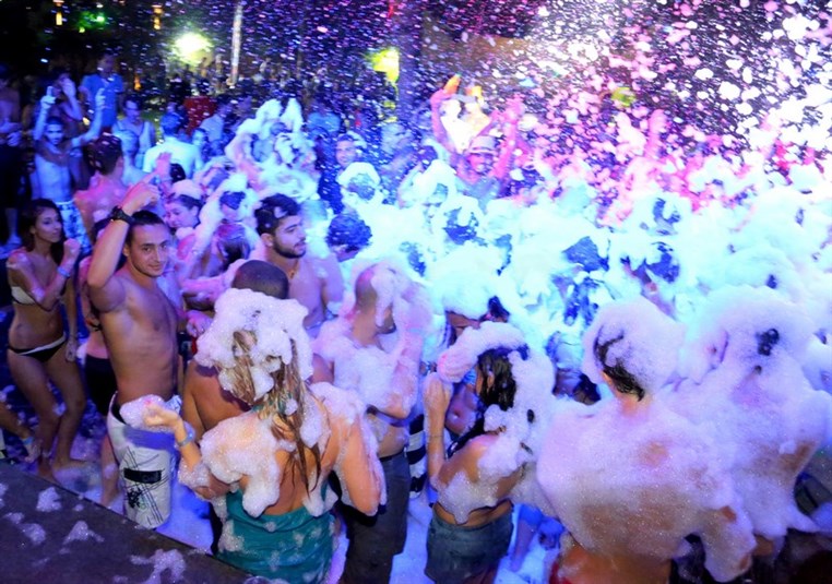 Lebanon Largest FOAM Party 3 (2)
